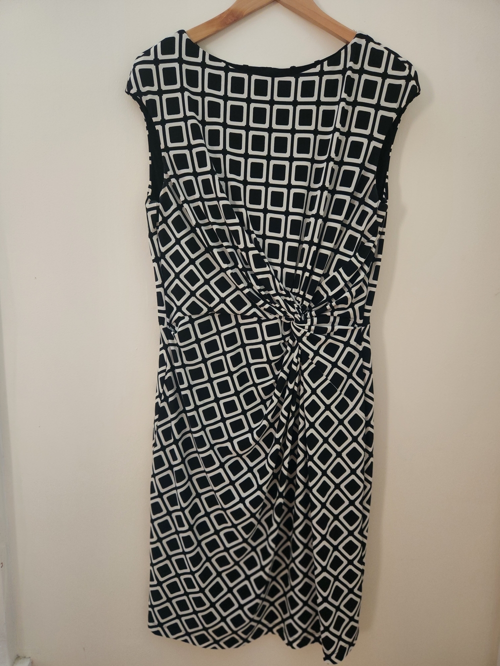 Lauren Ralph Lauren Black White Geometric Twist Front Dress Size 16
